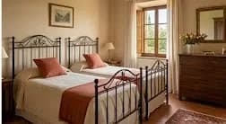 Twin bedroom
